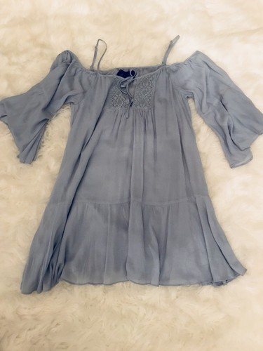 Abito Bohemien spalle scoperte spalle fredde tubino manica volant Lt. blu - Foto 2 di 11