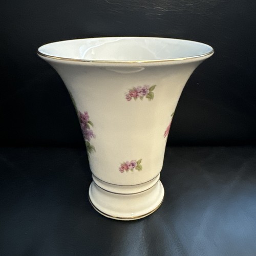 Vintage Schumann Arzberg Lilac Time 6" Vase GERMANY - Crown Logo - Excellent - Picture 2 of 6