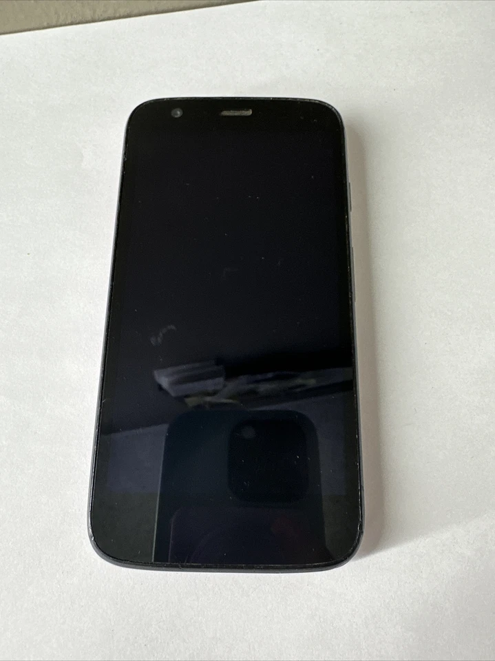 MOTOROLA MOTO G REPUBLIZ WIRELESS 16 GB PINK CELLPHONE - Image 2 of 4