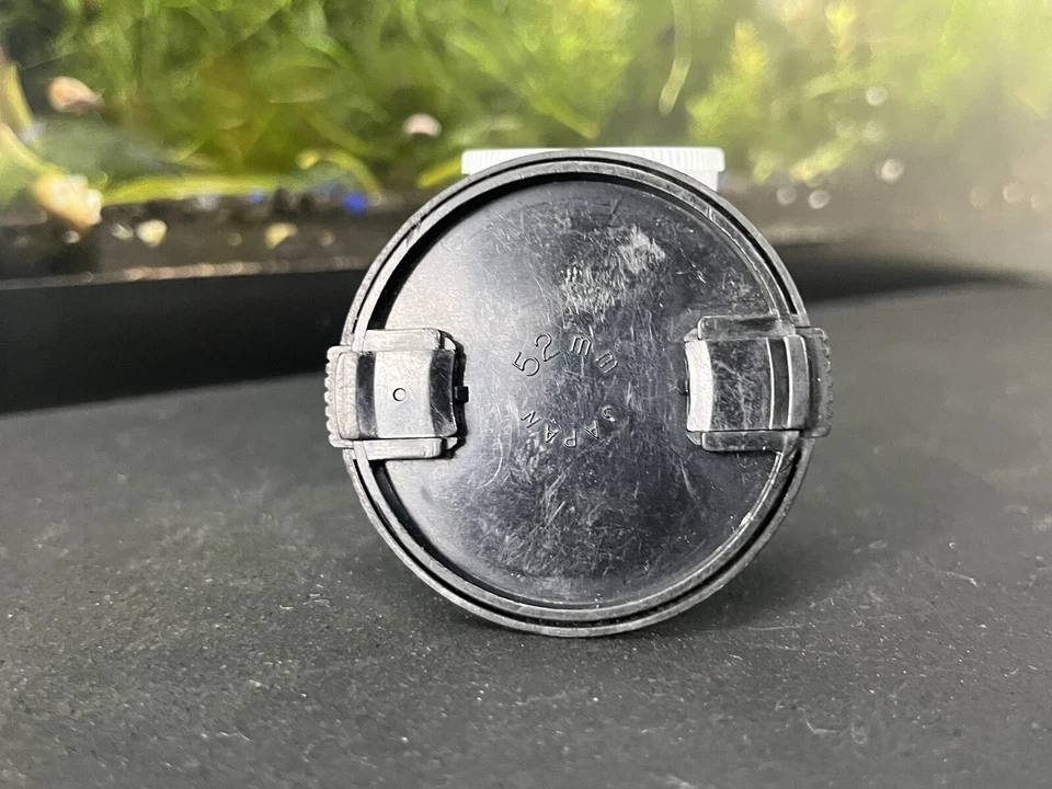 Vivitar 52mm Front Snap on Lens Cap - Image 2 of 4