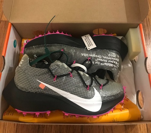 nike off white fuchsia