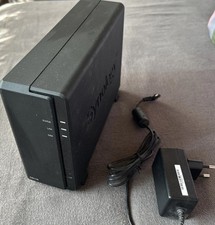 Synology DS118 DiskStation NAS mit 320GB Festplatte