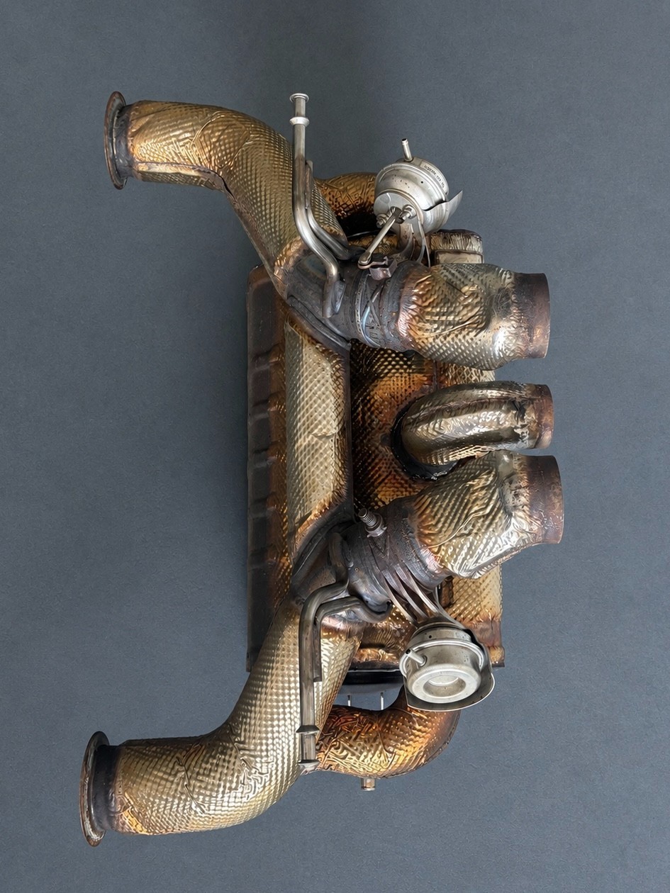 Lamborghini Aventador Rear Muffler P/N 470251051L