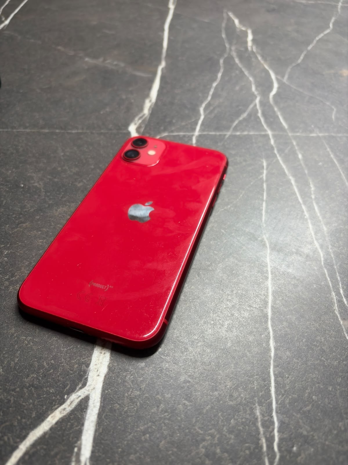 Apple iPhone 11 128 GB Rosso (RED) Smartphone iOS Stile Classico