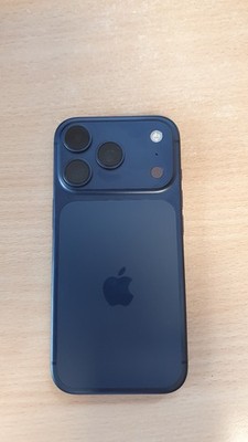 iPhone 17 Pro   256 GB   Deep Blue   wie neu -  mit Apple-Garantie bis April 27