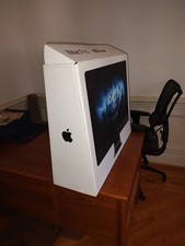 Apple 27-inch iMac Pro A1862 3.2 GHz 8 Core Xeon W, 32 GB RAM, 1 TB SSD