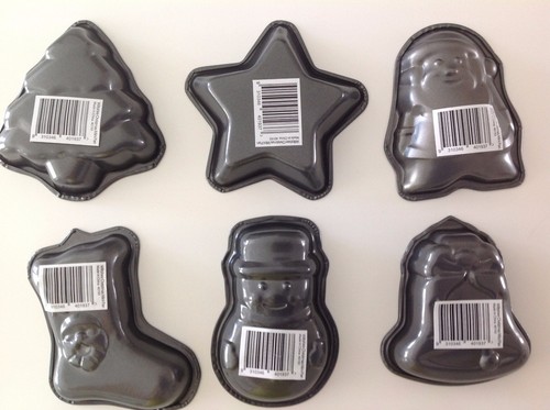 NEW gingerbread house cutter set & Wiltshire christmas bake trays x 5 FREE POST - Picture 10 of 12