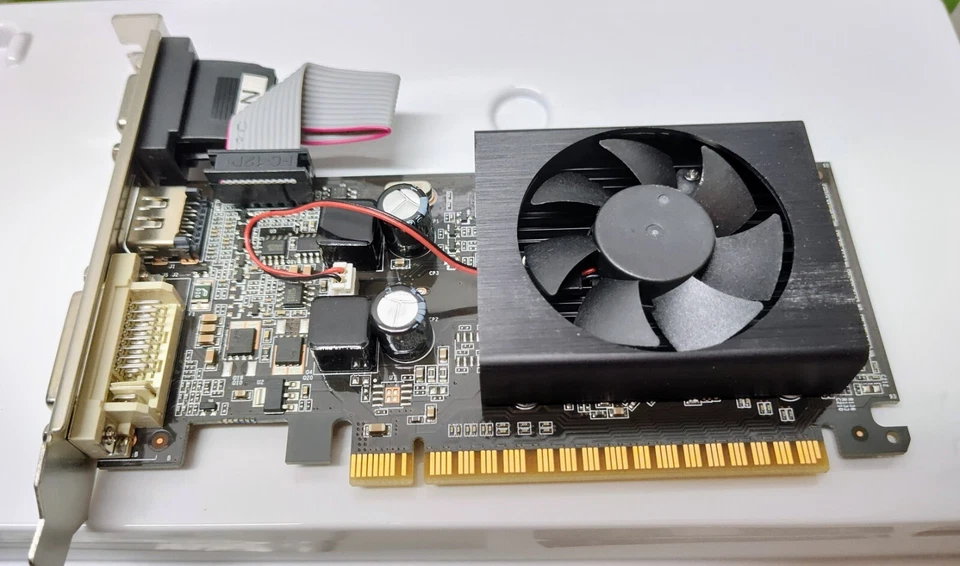 PNY GeForce 8400GS 512M DDR3 PCIE Graphics Card HDMI VGA DVI-D VCG84512D3SXPB - Image 2 of 4