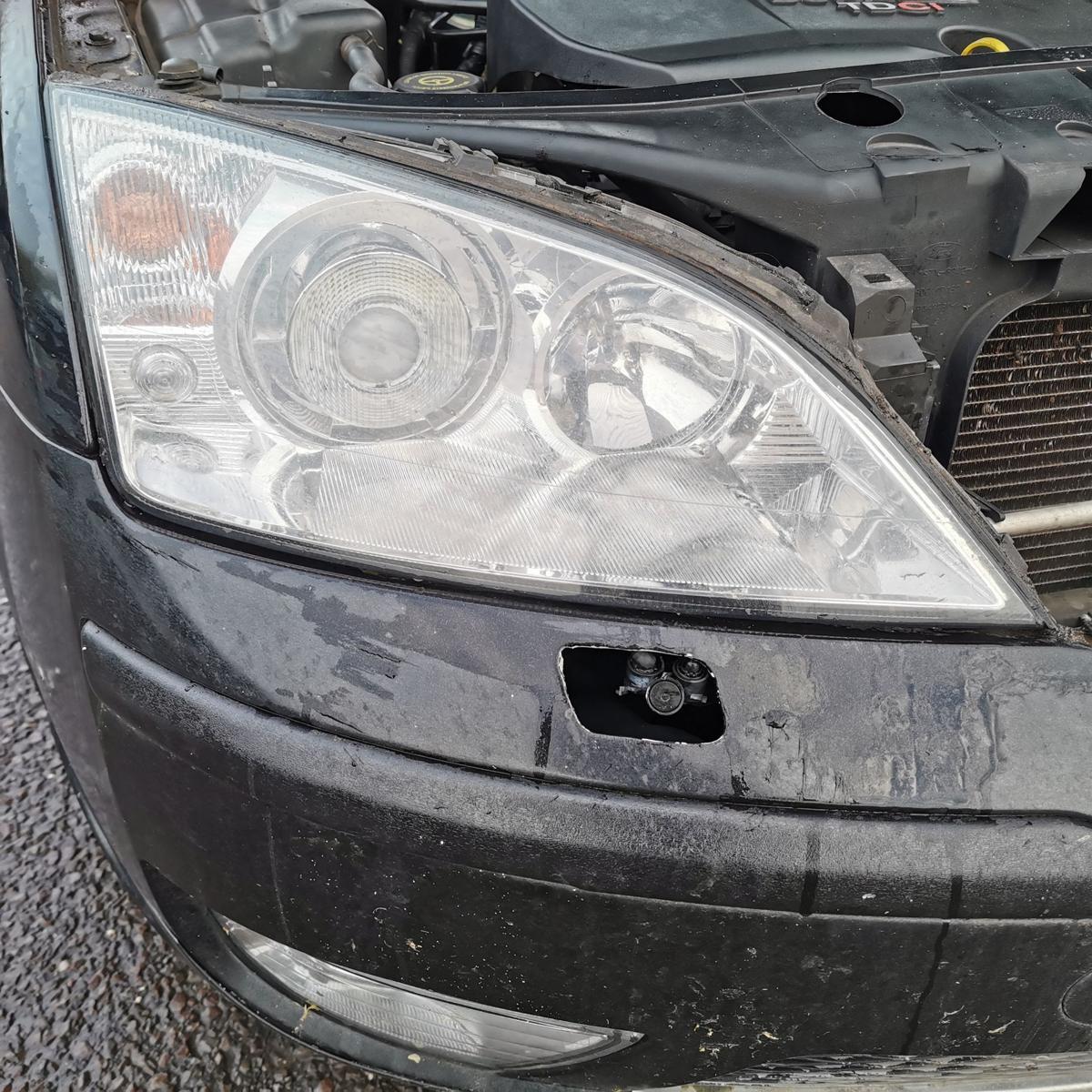 Xenonscheinwerfer mit Blinker komplett R Ford MONDEO Mk3 online  