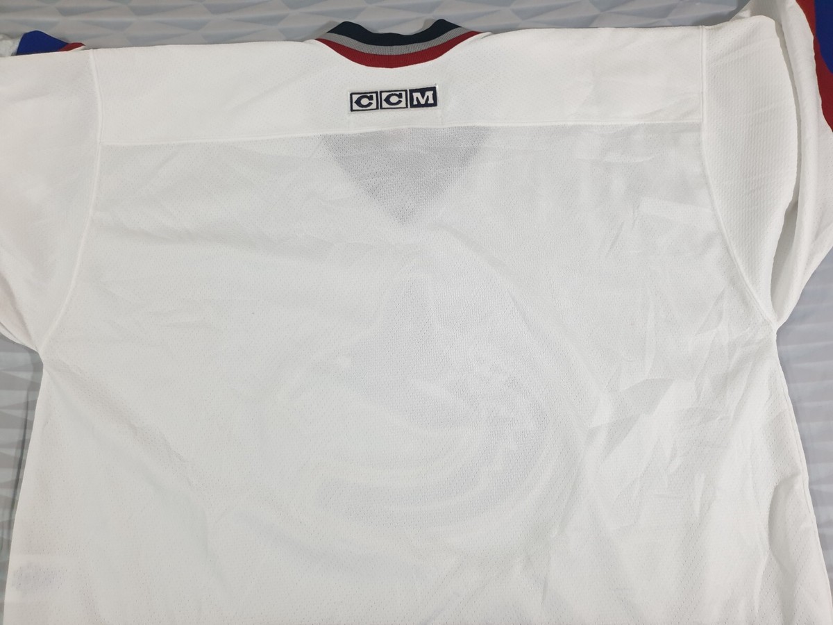 Vintage Vancouver Canucks Ice Hockey NHL CCM Jersey Size2XL
