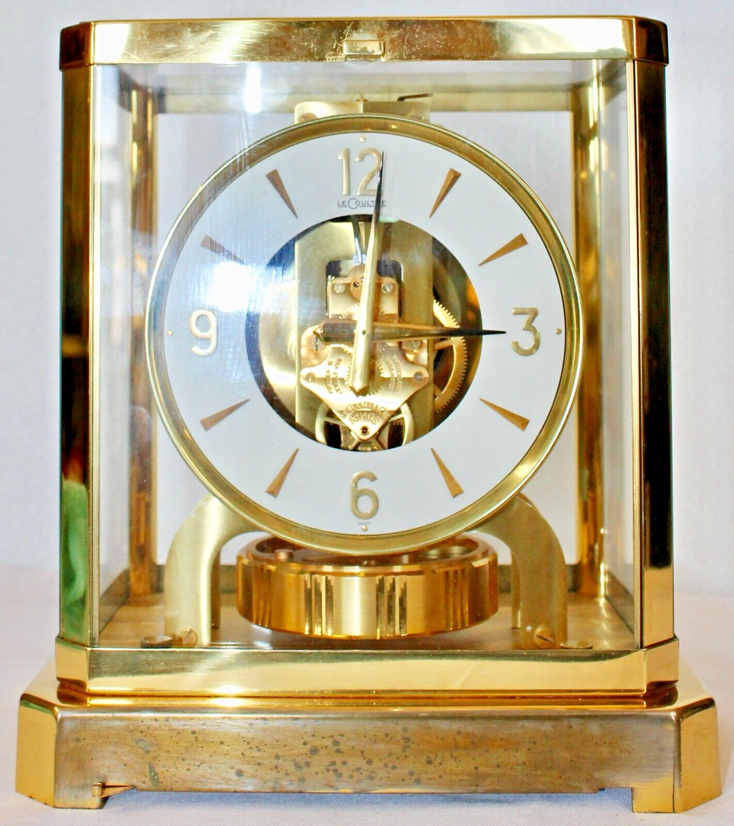 P*t様 Jaeger-leCoultre Atmos機械式置時計 ゴールド s-l1200.png
