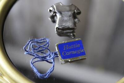 Vtg Hattie Carnegie Sterling Silver T-Shirt Motif Slide Pendant 082PID 925