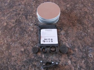 UNIVERSAL 3 IN 1 CAMERA LENS KIT FOR CELL PHONES OR TABLET DEVICES