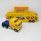 1986 VTG  Hot Wheels Semi Truck Trailer Transporter Car Hauler w Carrying Handle