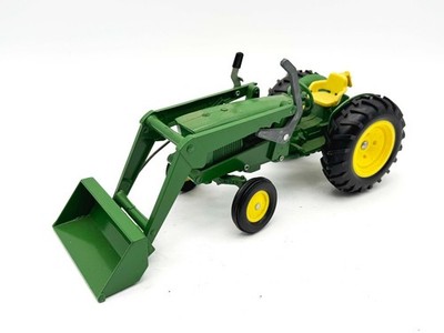 1/16 John Deere 2030 John Deere Stub Nose w/ Loader