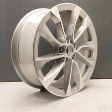 SKODA KAROQ SILVER 18" ALLOY WHEEL RIM 7J OEM 57A601025AD GENUINE X1