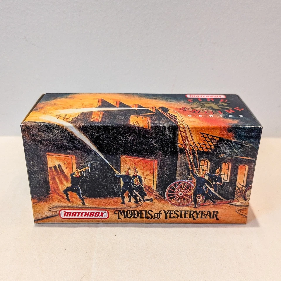 Matchbox Models of Yesteryear Fire Engine Series 1952 Land Rover Auxiliary YFE02 - Image 2 of 4