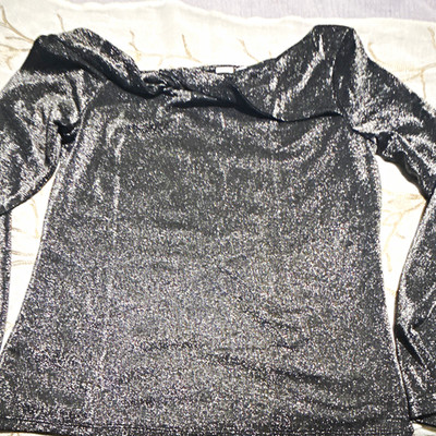 H&M Women s Silver Metallic Knit Collared Long Sleeve Pullover Top S