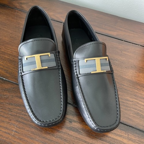 Tod's Men's Black Leather Gommino 122 "T" Loafer Shoe. XXM0GW0CT51D90B999, UK 7