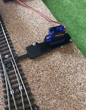 H0, TT oder auch für N Servo Weichenantrieb