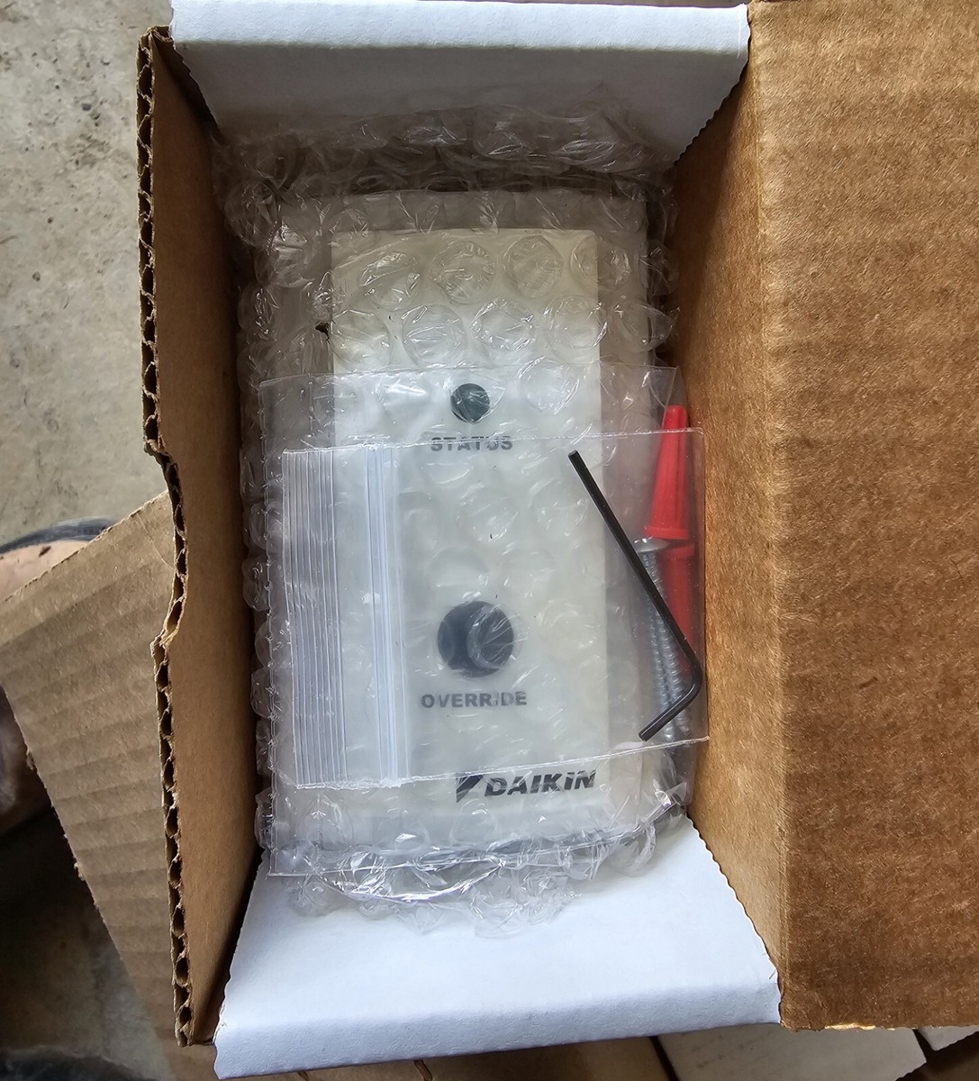 Daikin 669088101 AR7852 Wall Mounted Room Temperature Sensor
