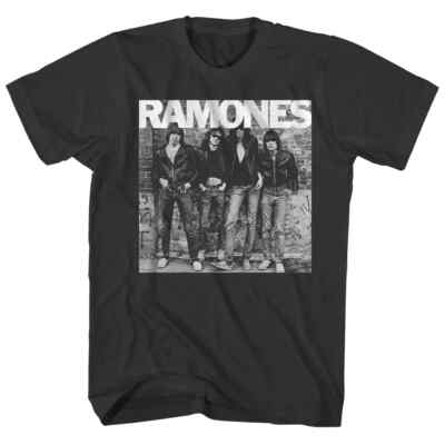 The Ramones Men's T-shirt Black Medium  1st Album Cover Design Short Sleeve Tee