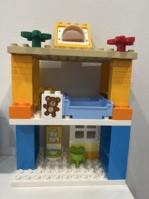 LEGO DUPLO: Family House Playset - mom, dad, daughter, car (10835 incomplete)
