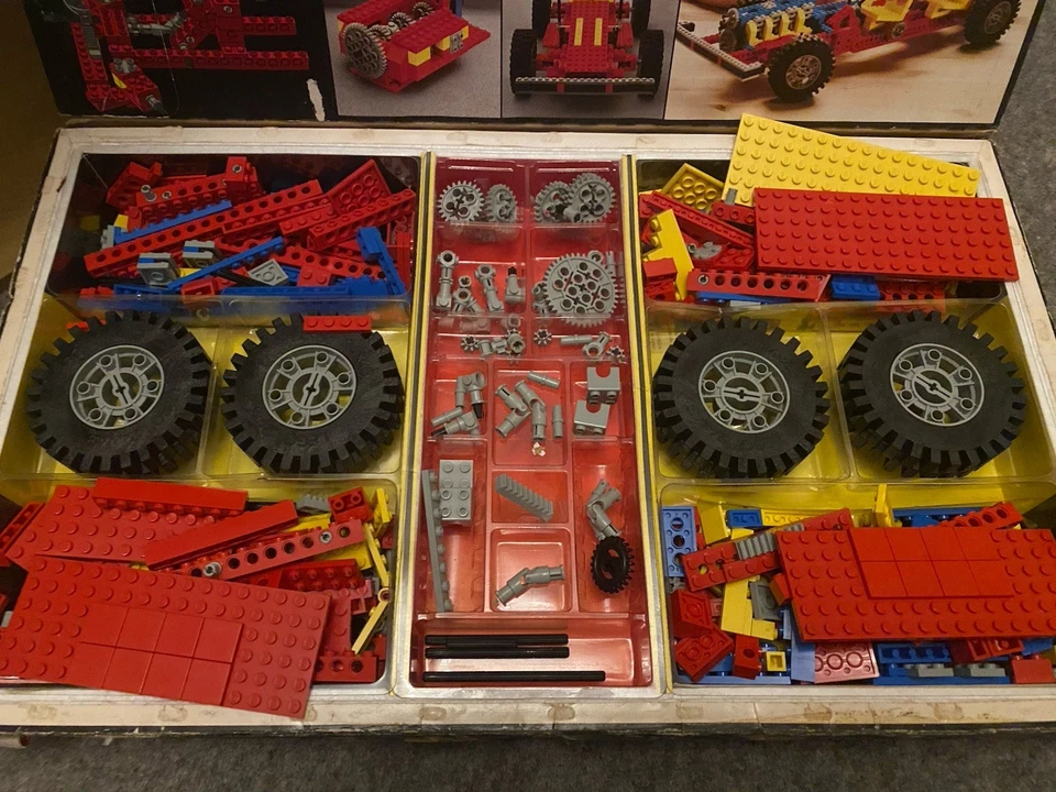 Retired LEGO Technic 853 Car Chassis  Vintage  Set with Box & Instructions, photo 3 of 5