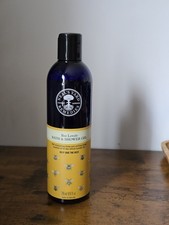 Bee Lovely bath&shower Gel from Neal's Yard 