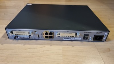 Cisco Router 1841  inkl.  ADVSECURITYK9 Firmware