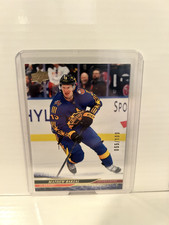 24-25 Upper Deck Extended Series UD Exclusives Mathew Barzal /100