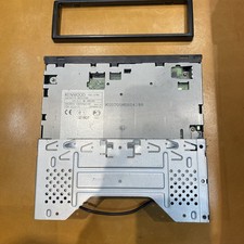 Corpo radio Kenwood KRC-379R per ricambi o riparazioni World Post