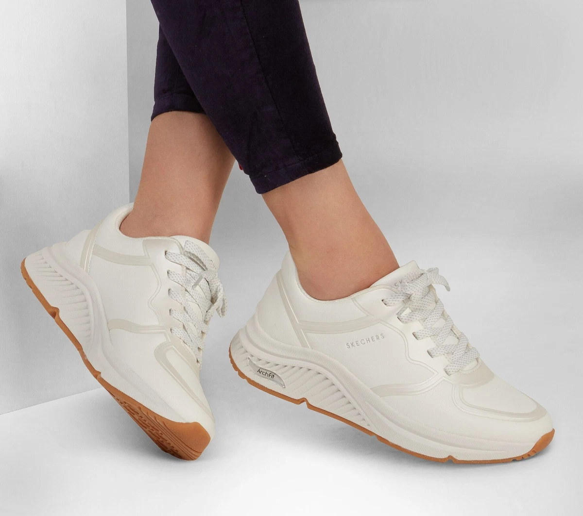 Chaussures skechers femme or sale