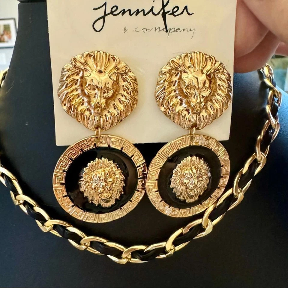 Luxury gold & Black LEATHER choker necklace + matching LION HEAD drop earrings - Image 2 of 4