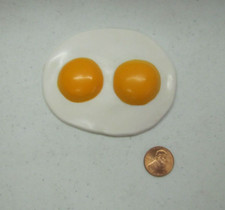 Pretend Play Kitchen Food 2 Fried Eggs Fake Plastic For Kids 3 Breakfast Egg