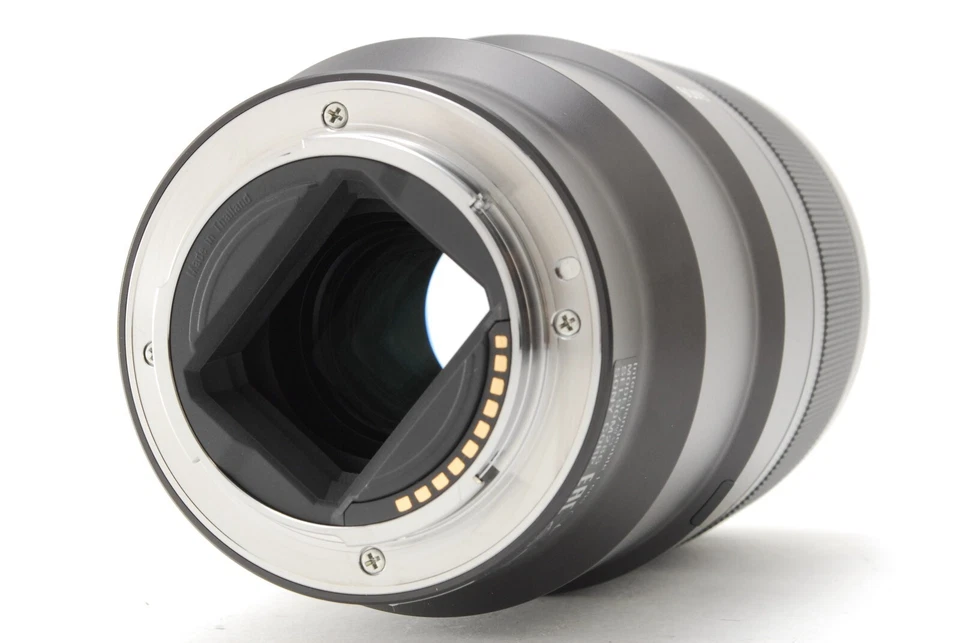 【TOP MINT BOXED】 Sony FE 90mm f/2.8 SEL90M28G Macro G OSS Lens - Image 4 of 4