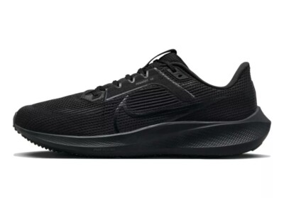 Nike Air Zoom Pegasus 40 Mens 8 Black Anthracite Running Shoes DV3853-002 NEW