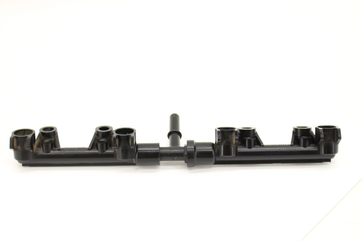 2012 KAWASAKI NINJA ZX6R SECONDARY FUEL INJECTORS TOP GAS RAIL