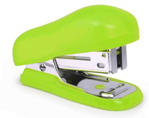Mini Agrafeuse Kores Vert Menthe + 1000 Agrafes 24/6 - Compatible 26/6 - Capacité 12 Feuilles - Parfaite Pour Trousse, Bureau, école