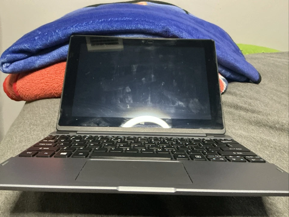 Acer N15p2 2-in-1 Laptop 12 Inch Intel Atom 2gb Ram 32gb Sd with Charger - Image 3 of 4