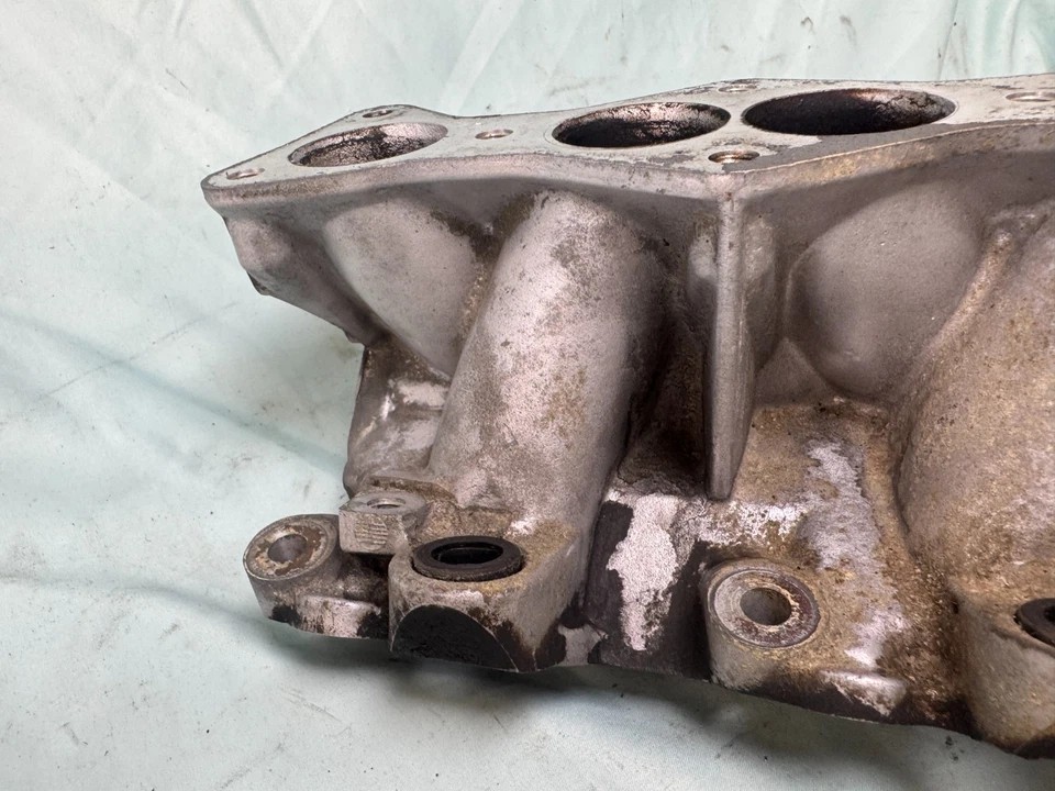 01-04 Nissan Xterra Frontier Supercharged Lower Intake Manifold - Image 4 of 4