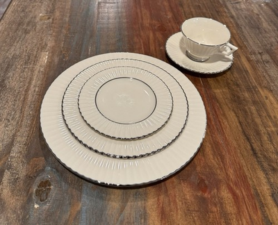 #ad Lenox Citation Gold Temple Collection 5 Pc Place Setting Made In USA New in box $400.00