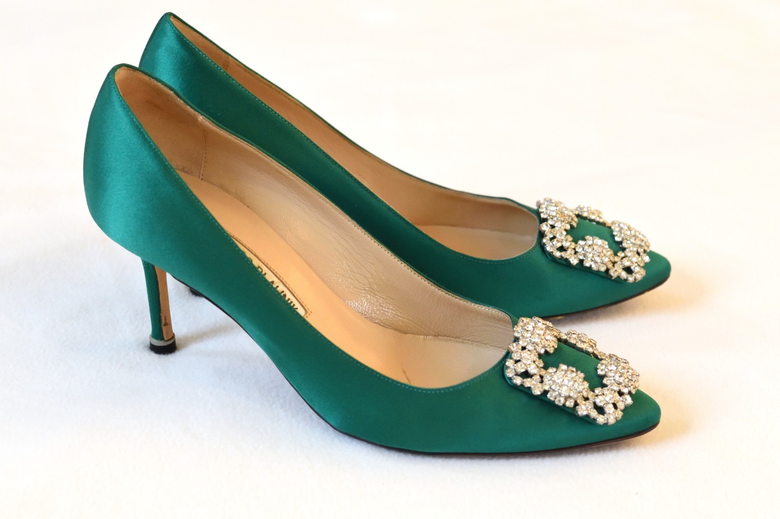 Manolo Blahnik Hangisi Green Satin Crystal Buckle Heels EU 37.5 UK 4.5