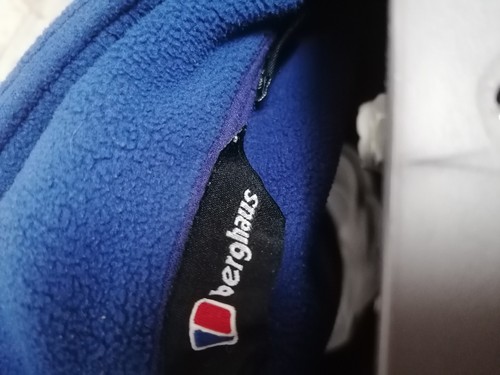 Berghaus Herren Fleece - Größe S - blau - gefütterte Ärmel - durchgehender Reißverschluss - Bild 10 von 14