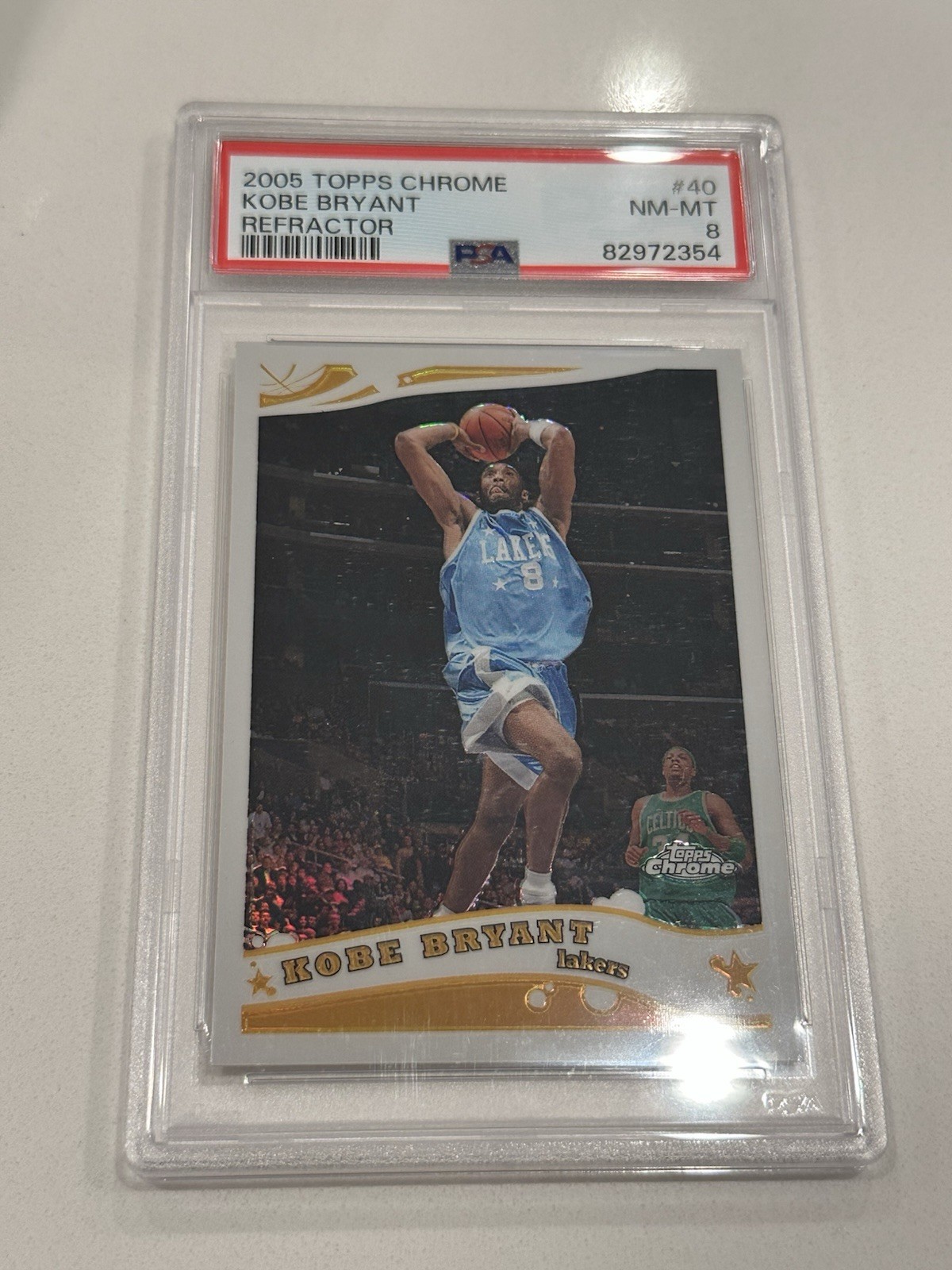 2005-06 Topps Chrome #40 Kobe Bryant Refractor /999 PSA 8