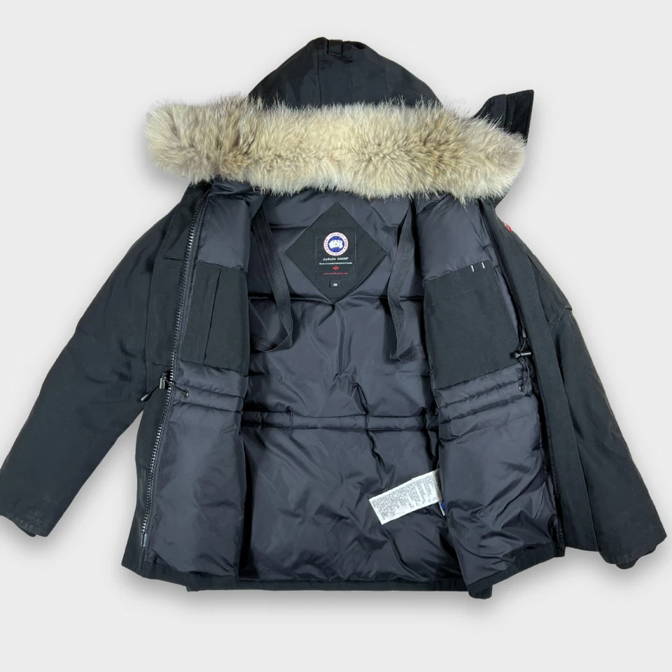 Parka Canada Goose Montebello negra para mujer talla M plumón piel capucha Arctic Tech abrigo Foto 4 de 4