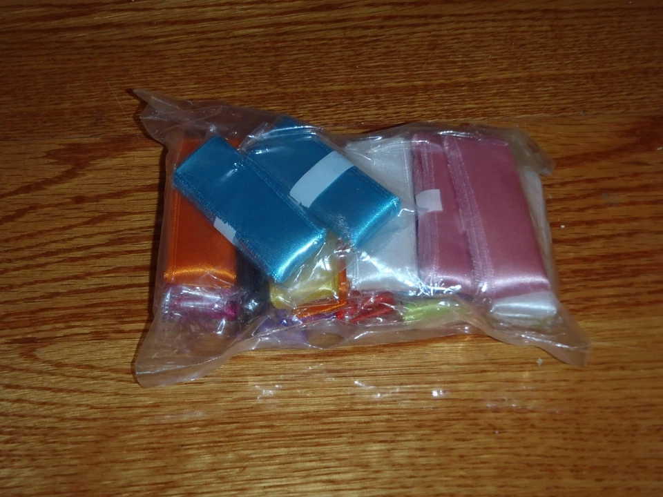 Sapatos formais de casamento Touch Ups Jennifer prata vinil biqueira aberta ~ Tamanho 6M novo na caixa - Imagem 4 de 4