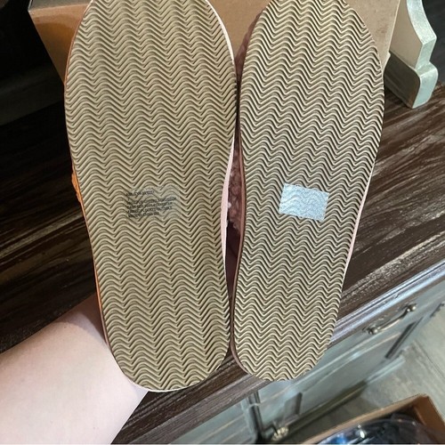 Steve Madden New in box hard bottom faux fur slippers size 7 - Picture 3 of 7