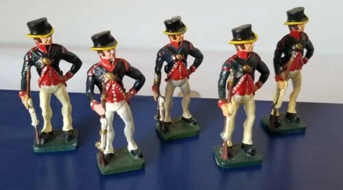Composition Collectors & Hobbyists Toy Soldiers
