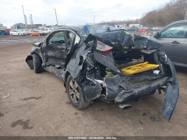 Alternador usado compatible con: Kia Optima VIN C 2014 octavo dígito grado A Foto 3 de 4